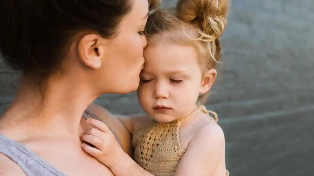 Die Ängste hochsensibler Kinder, Mutter mit Kind