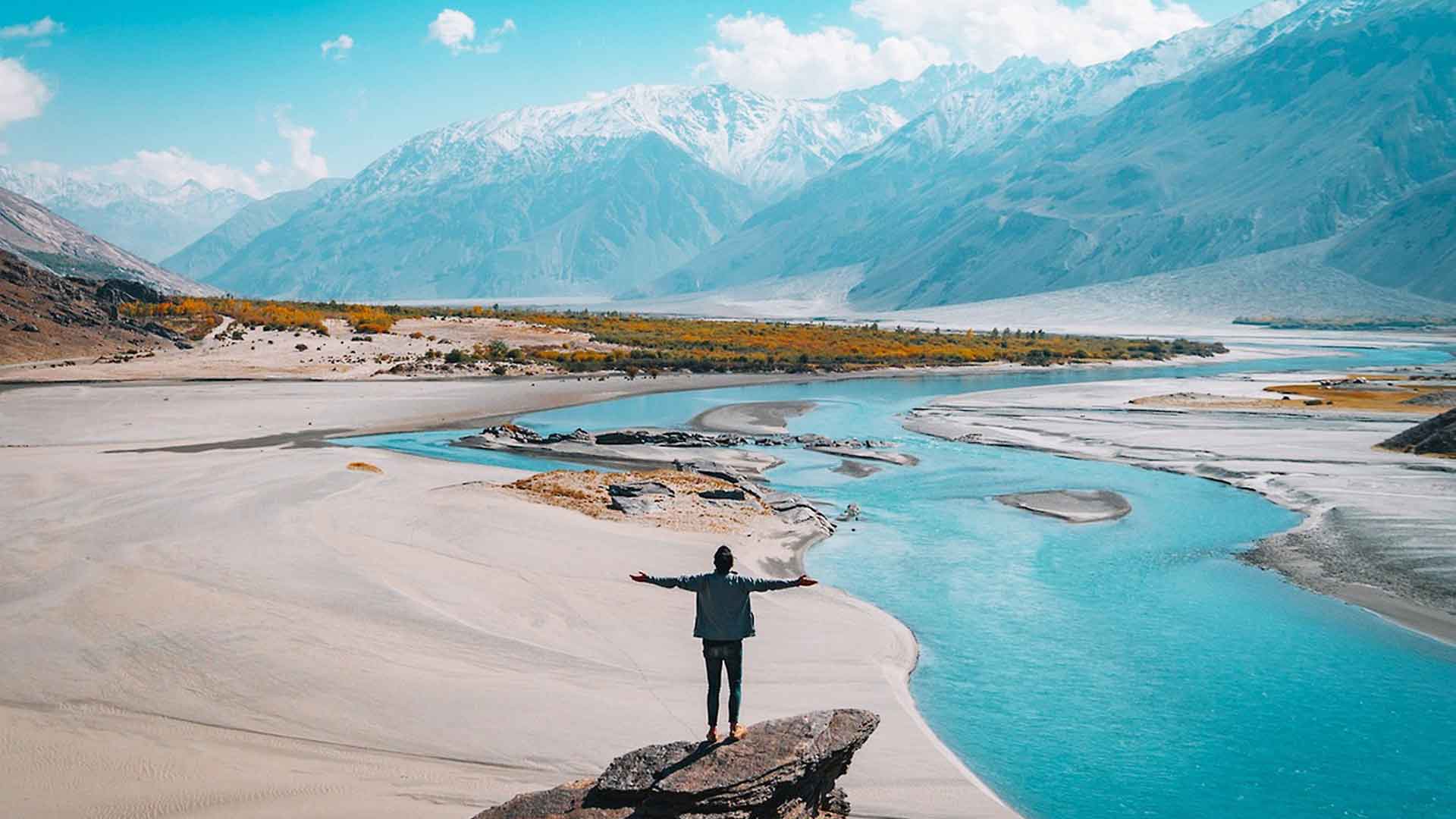 Loslassen für Hochsensible, Fluss und ein Mann